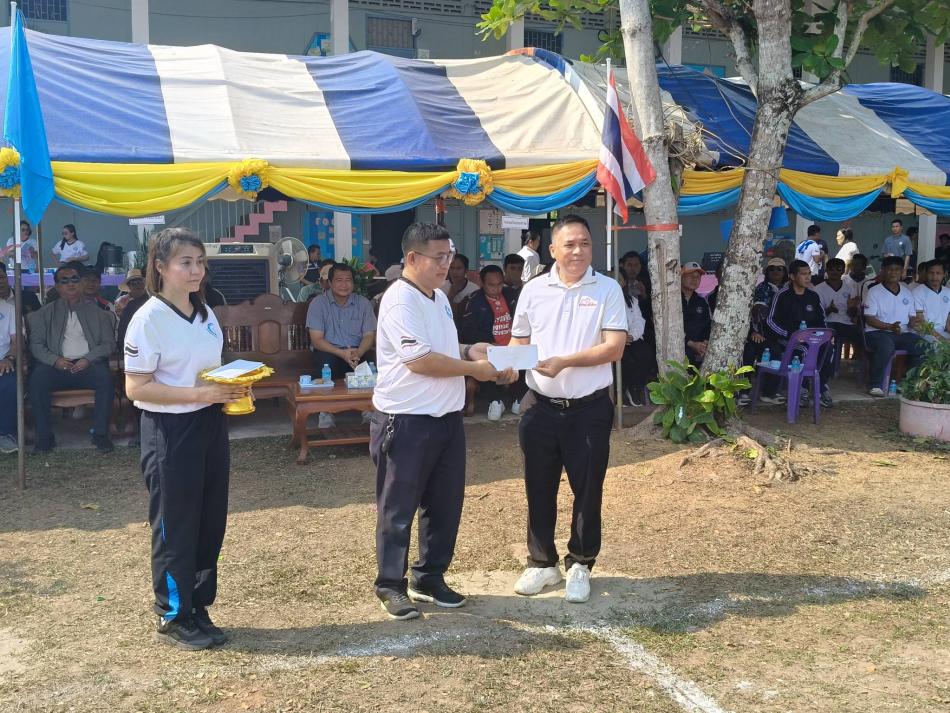 วันที่ 28 มีนาคม 2569 เวลา 9.00 น. นายวิทนะ กรุงเกตุ นายกองค์การบริหารส่วนตำบลท่าค้อ พร้อมด้วยคณะผู้บริหาร     เข้าร่วมพิธีเปิดโครงการแข่งขันเยาวชนกีฬาเยาวชนตำบลโพธิ์ตาก ประจำปีงบประมาณ 2569  ณ สนามกีฬาโรงเรียนบ้านโพธิ์ตาก